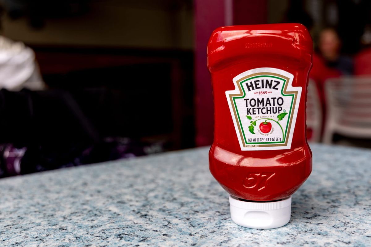 Un marin retrouvé grâce à ketchup : l'incroyable histoire d'Elvis Françoisd