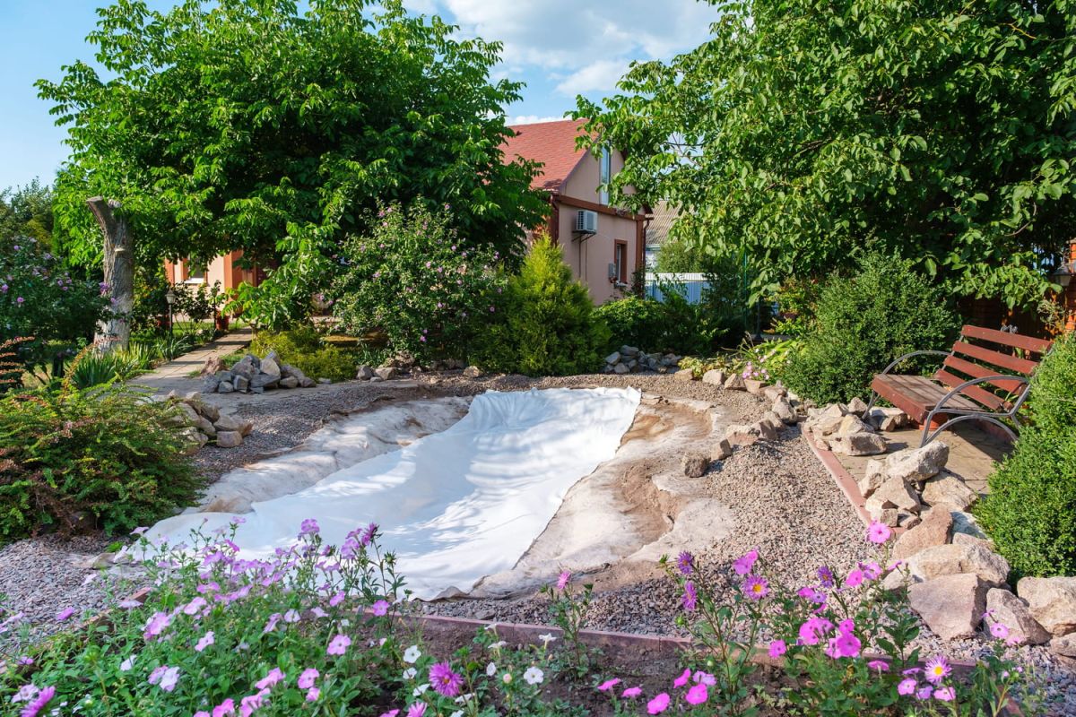 Le gérant du jardin moderne : pourquoi le géotextile est un incontournable